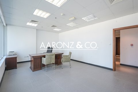 Zyrë në Business Bay, Dubai, Emiratet e Bashkuara Arabe 149 m2. № 686402 - Foto 5