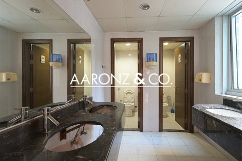 Zyrë në Business Bay, Dubai, Emiratet e Bashkuara Arabe 149 m2. № 686402 - Foto 12