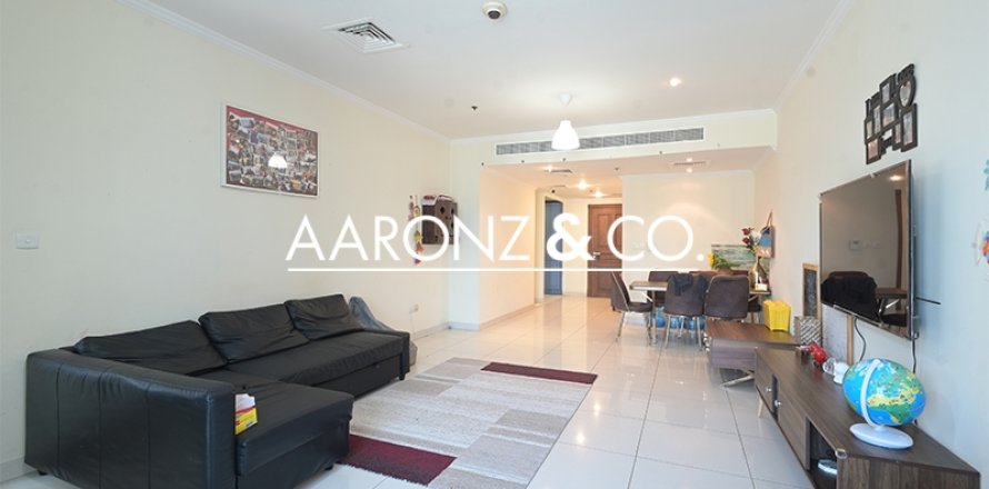 Apartment in Jumeirah Lake Towers, Dubai, UAE 1 bedroom, 92 sq.m. № 686407