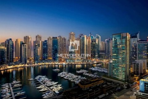 מלון דירות למכירה ב Dubai Marina, Dubai, איחוד האמירויות 39 מ"ר, מספר 663749 - תמונה 1