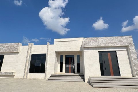 Вілла в Seih Al Uraibi, Рас-эль-Хайма, ОАЕ 4 спальні, 929м2 № 735081