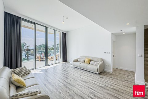Apartament de închiriat în Dubai, EAU 3 dormitoare, 218.2 mp.  №712772 - poză 3