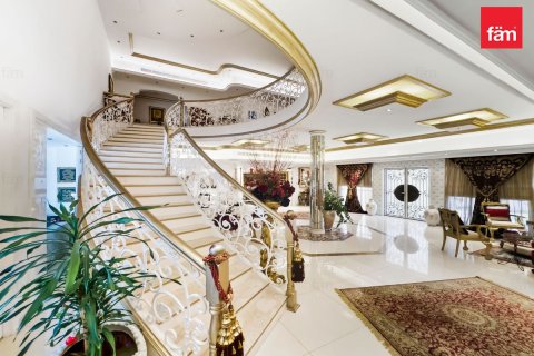 Vila u gradu Al Barsha, Dubai, UAE 10 spavaće sobe, 1393.5 m2 Br. 662250 - Slika 5