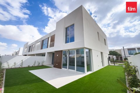 Townhouse în Dubai, EAU 4 dormitoare, 257.5 mp.  №686286