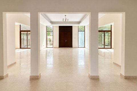 Villa in Meydan, Dubai, UAE 5 bedrooms, 531.91 sq.m. № 749995 - photo 26