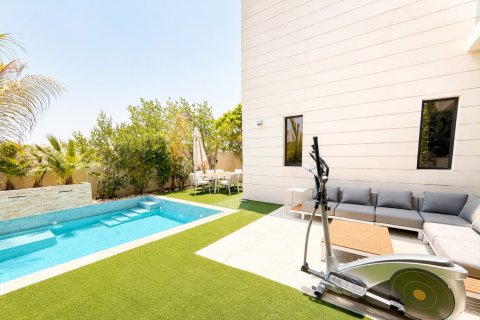Villa asukohaga DAMAC Hills (Akoya by DAMAC), Dubai, AÜE: 4 magamistoaga, 297.29 m² Nr 749998