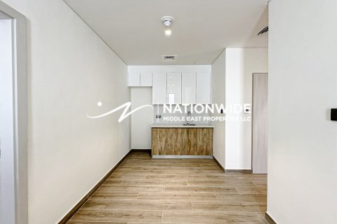 Vilë në Abu Dhabi, Emiratet e Bashkuara Arabe 5 dhoma gjumi, 360 m2. № 629884 - Foto 14