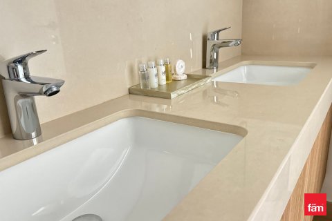 Apartmen di Downtown Dubai (Downtown Burj Dubai), UAE 2 bilik tidur, 108.4 meter persegi № 644829 - foto 11