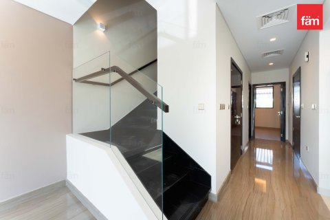 Üürile anda ridamaja asukohaga Dubai, AÜE: 4 magamistoaga, 147.3 m² Nr 644801 - pilt 5
