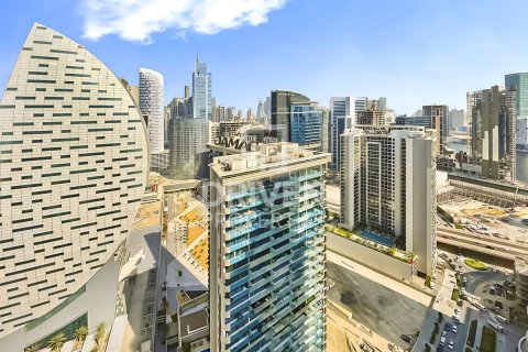 Apartament de închiriat în Business Bay, Dubai, EAU 2 dormitoare, 126 mp.  №683956 - poză 15