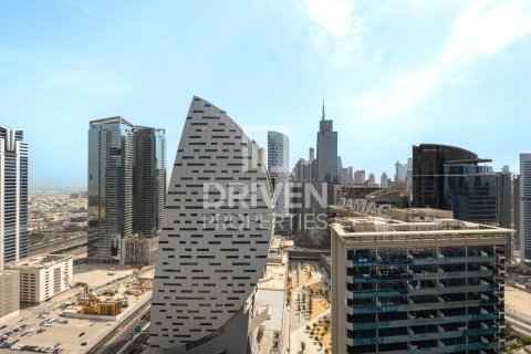 Apartament de închiriat în Business Bay, Dubai, EAU 2 dormitoare, 126 mp.  №683956 - poză 2