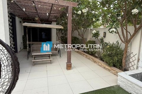 Vilë në Yas Island, Abu Dhabi, Emiratet e Bashkuara Arabe 4 dhoma gjumi, 614.5 m2. № 669320 - Foto 12