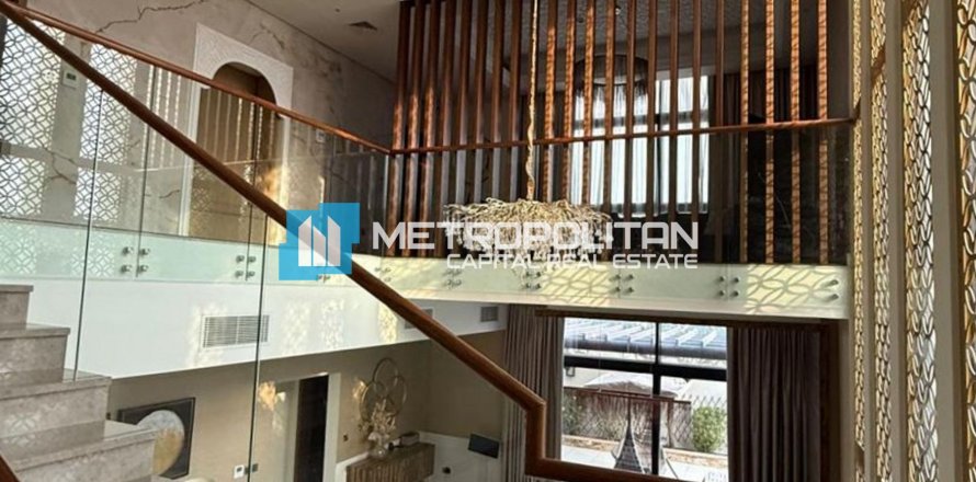 Vilë në Yas Island, Abu Dhabi, Emiratet e Bashkuara Arabe 4 dhoma gjumi, 614.5 m2. № 669320