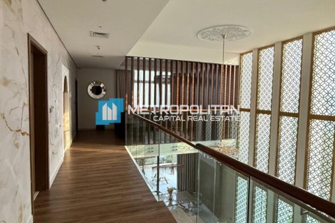 Vilë në Yas Island, Abu Dhabi, Emiratet e Bashkuara Arabe 4 dhoma gjumi, 614.5 m2. № 669320 - Foto 5