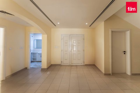 Villa in affitto a Dubai, EAU 5 camere da letto, 710.6 mq. № 630420 - foto 10