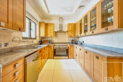 Palm Jumeirah, Dubai, UAE의 임대용 빌라 침실 6개, 1245.83제곱미터 번호 747479 - 사진 24