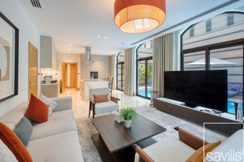 Vila v Palm Jumeirah, Dubai, SAE 5 spální, 412.77 m2 č. 747484 - Fotografia 5