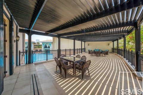 Villa zur Miete in Palm Jumeirah, Dubai, VAE 4 Schlafzimmer, 368.55 m2 Nr. 747485 - Foto 13