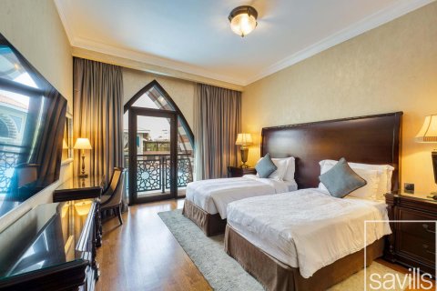 Villa zur Miete in Palm Jumeirah, Dubai, VAE 4 Schlafzimmer, 368.55 m2 Nr. 747485 - Foto 22
