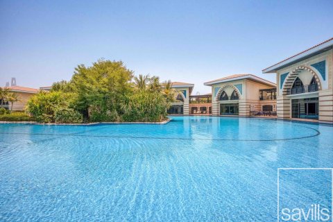 Villa in Palm Jumeirah, Dubai, VAE: 4 Schlafzimmer, 368.55 m2 Nr. 747485