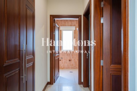 Emirates Hills, Dubai, BAE’de kiralık вилла 7 yatak odası, 1498.89700200 m² No 662748 - fotoğraf 6