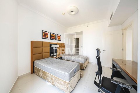 Apartment in Business Bay, Dubai, UAE 2 bedrooms, 126.44 sq.m. № 745837 - photo 6