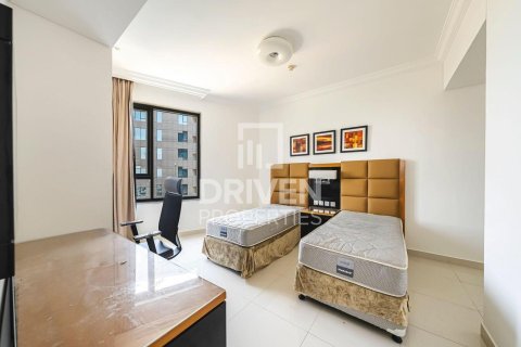 Apartment in Business Bay, Dubai, UAE 2 bedrooms, 126.44 sq.m. № 745837 - photo 5