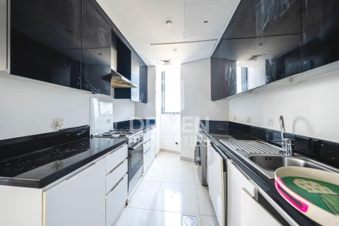 Apartment in Business Bay, Dubai, UAE 2 bedrooms, 126.44 sq.m. № 745837 - photo 4