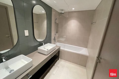 Apartment in Al Wasl, Dubai, UAE 2 bedrooms, 102.4 sq.m. № 647902 - photo 13