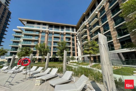 Apartment in Al Wasl, Dubai, UAE 2 bedrooms, 102.4 sq.m. № 647902 - photo 1