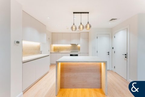 Apartment sa Jumeirah Beach Residence, Dubai, UAE 1 silid-tulugan, 172 sq.m. № 688747 - larawan 4