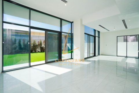 Вилла Al Furjan, Дубай, БАӘ-да 4 жатын бөлмелер, 480 м² № 708655 - фото 2