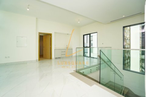 Вилла Al Furjan, Дубай, БАӘ-да 4 жатын бөлмелер, 480 м² № 708655 - фото 16