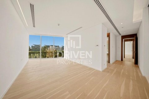 Villa in The World Islands, Dubai, UAE 6 bedrooms, 1717.13 sq.m. № 746194 - photo 8