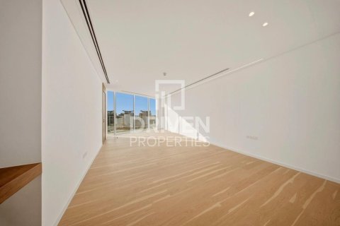 Villa in The World Islands, Dubai, UAE 6 bedrooms, 1717.13 sq.m. № 746194 - photo 9