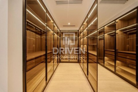 Villa in The World Islands, Dubai, UAE 6 bedrooms, 1717.13 sq.m. № 746194 - photo 19