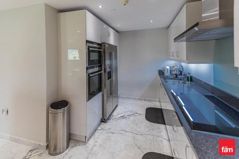 Apartmen di Dubai, UAE 2 bilik tidur, 275.4 meter persegi № 686211 - foto 12