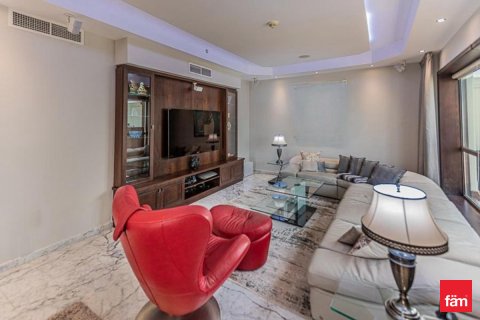 Apartmen di Dubai, UAE 2 bilik tidur, 275.4 meter persegi № 686211 - foto 6