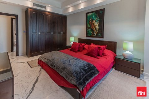 Apartmen di Dubai, UAE 2 bilik tidur, 275.4 meter persegi № 686211 - foto 27
