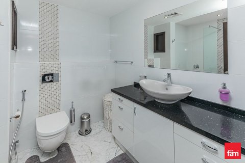 Apartmen di Dubai, UAE 2 bilik tidur, 275.4 meter persegi № 686211 - foto 30