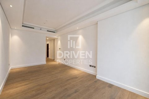 Apartament në Downtown Dubai (Downtown Burj Dubai), Emiratet e Bashkuara Arabe 2 dhoma gjumi, 142.79 m2. № 765348 - Foto 2