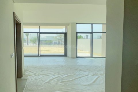 Villa te koop in Al Furjan, Dubai, VAE 4 slaapkamers, 360 vr.m., nr 677393 - foto 4