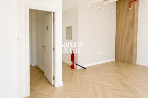 Birojs Business Bay, Dubaijā, AAE 81 m2 Nr. 723329 - attēls 5