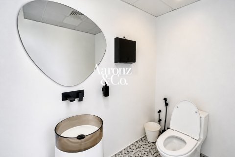 Birojs Business Bay, Dubaijā, AAE 81 m2 Nr. 723329 - attēls 6
