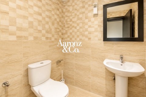 Birojs Business Bay, Dubaijā, AAE 151 m2 Nr. 723328 - attēls 9