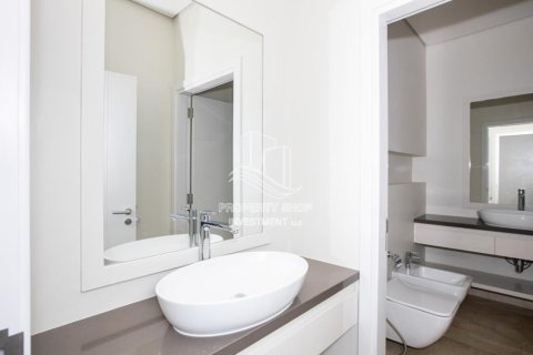 טאונהאוס למכירה ב Saadiyat Island, Abu Dhabi, איחוד האמירויות  4 חדרי שינה, 464 מ"ר, מספר 717131 - תמונה 8