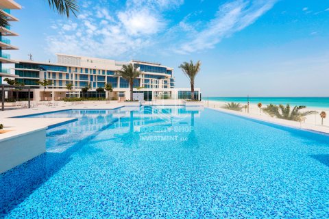 Shtëpi në qytet në Saadiyat Island, Abu Dhabi, Emiratet e Bashkuara Arabe 3 dhoma gjumi, 405 m2. № 717132 - Foto 8