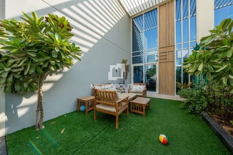 Shtëpi në qytet në Dubai Land, Emiratet e Bashkuara Arabe 2 dhoma gjumi, 124 m2. № 663983 - Foto 3