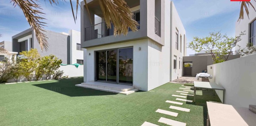 Villa à Dubai Hills Estate, Dubai, EAU: 3 chambres, 424.8 m2 № 638334