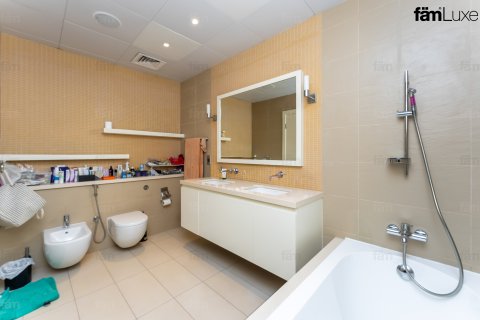 Apartament do wynajęcia w Palm Jumeirah, Dubai, ZEA 3 sypialnie, 210.5 mkw., nr 660265 - zdjęcie 23